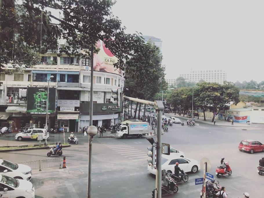 Scandinavian Apartment With Balcony In Bui Vien โฮจิมินห์ซิตี้ ภายนอก รูปภาพ